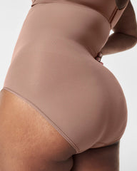 SPANXsculpt® Seamless Power High-Waisted Brief | Cafe Au Lait
