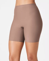 SPANXsupersmooth® Essential Mid-Thigh Short | Cafe Au Lait