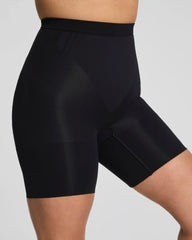 SPANXsculpt® GoFigure Mid-Thigh Short | Very Black