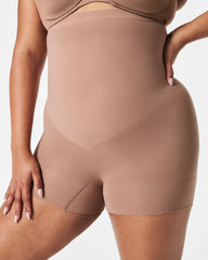 SPANXsculpt® Seamless Power High-Waisted Shorty | Cafe Au Lait