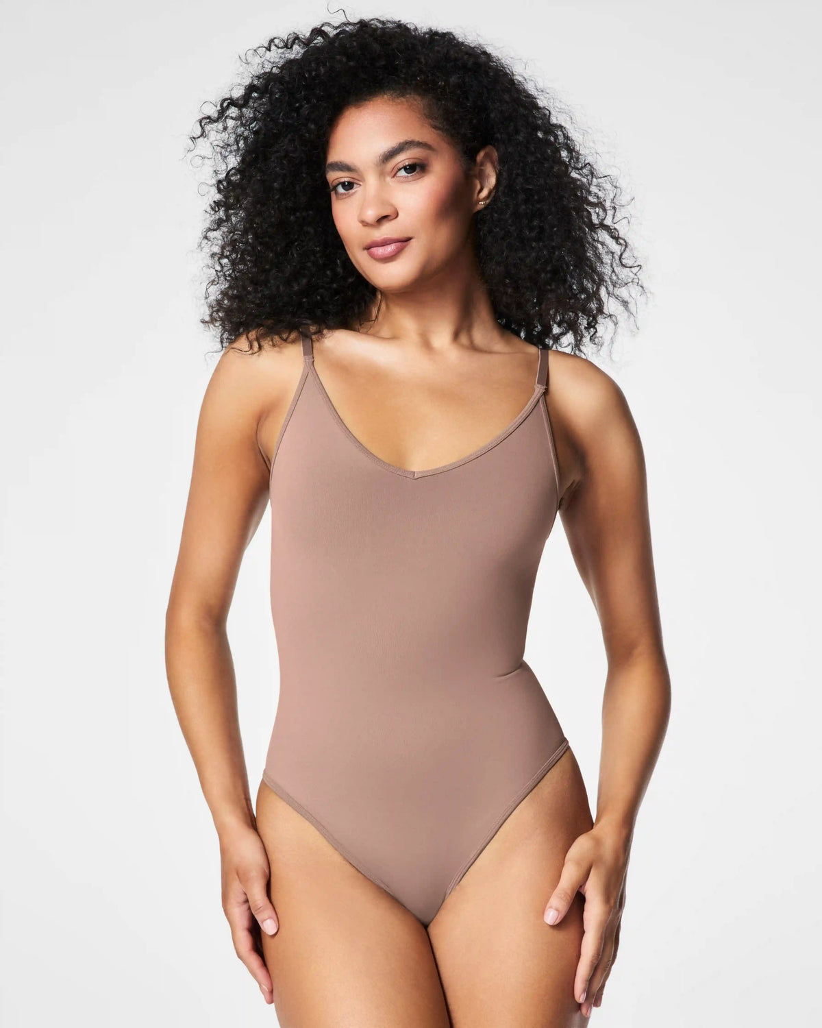 SPANXsculpt® Seamless Power Thong Bodysuit | Cafe Au Lait