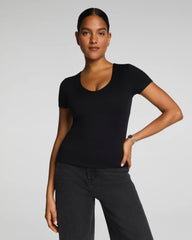 SPANXsmooth® Jersey V-Neck Tee | Classic Black